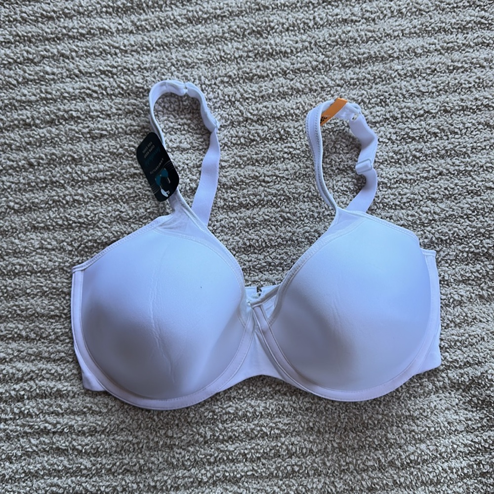 Bali Women's Bra Size 38DD NWT PRICE FIRM
